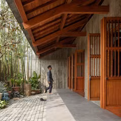 Thiết kế ngôi nhà 300m² kết hợp kiến trúc truyền thống và hiện đại