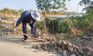 Cà Mau tìm đường thoát khỏi “vòng xoáy” thiếu nước, sụt lún
