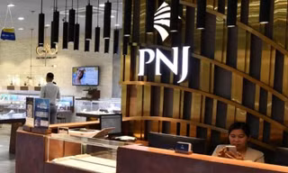 PNJ hút gần 1.000 tỷ đồng bắt đáy, khối ngoại vẫn xả mạnh