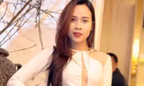 Lưu Hương Giang mặc váy hở táo bạo