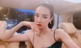 Nhã Phương quay video tạo dáng đủ kiểu nhưng dân tình chỉ chú ý đến bộ phận này của cô