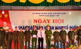 Tôn vinh các tập thể, cá nhân có thành tích xuất sắc trong phong trào bảo vệ ANTQ -Ảnh: Duy Chiến 