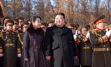 Chủ tịch Triều Tiên Kim Jong Un và con gái Kim Ju Ae. (Ảnh: KCNA)
