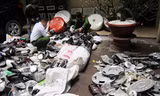 Khởi tố 2 vụ buôn lậu phụ tùng ô tô, thiết bị y tế
