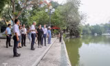 Đại sứ Pháp ‘mục sở thị’ công trình cải tạo, chỉnh trang hồ Hoàn Kiếm
