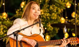 Tay Vớt Ánh Trăng - ca khúc mới của Mỹ Tâm trong "My Soul 1981" leo thang các BXH âm nhạc