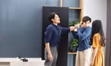 "Chìa Khóa Trăm Tỷ" hé lộ những màn tương tác đầy máu lửa giữa Kiều Minh Tuấn và Anh Tú