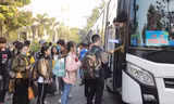 Khi nhà trường “giải cứu” sinh viên mùa dịch 