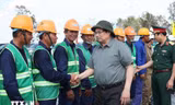 Thủ tướng kiểm tra tiến độ cao tốc Bắc - Nam đoạn qua Cà Mau