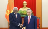 Tổng Bí thư Tô Lâm tiếp Chủ tịch Quốc hội Cuba Esteban Lazo Hernández. (Ảnh: TTXVN)