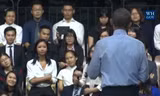 Hình ảnh nữ rapper Suboi xuất hiện trong clip tri ân Tổng thống Obama. Ảnh cắt từ clip.