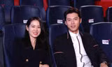Hyun Bin ôm lấy Son Ye Jin hạnh phúc khi "Hạ cánh nơi anh" được chuyển thể thành nhạc kịch