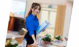 Nữ thủ lĩnh sinh viên xinh đẹp trường Sư phạm Hà Nội 2 cùng 'bảng thành tích vàng'
