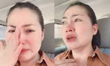 Diễn viên Ngọc Lan khóc nức nở trên livestream vì mất khoản tiền lớn