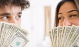 Muốn sớm giàu có, Gen Z cần bắt đầu suy nghĩ về tiền và những quy tắc của nó ngay từ giờ