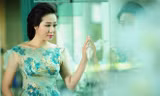 Hoa hậu Ngô Phương Lan khoe vẻ đẹp đầy đặn, gợi cảm.