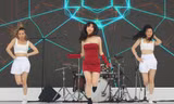 Min mang 'Cà phê' đốt cháy sân khấu 'Sóng Festival'