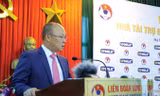 HLV Park Hang Seo nhận định các ÐTVN cần làm tốt hơn khâu thể lực vì đây là điều kiện cần cho sự phát triển. Ảnh: Anh Ngọc.