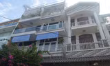 Khu biệt thự được cho là của ông Giang Văn Hiển (bố của Giang Kim Đạt) tại phường Bình An, Quận 2, TPHCM.Ảnh: Ngô Bình.