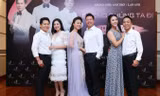 Tam ca nhạc đỏ Trọng Tấn, Ðăng Dương, Việt Hoàn cùng các phu nhân. Ảnh: Ðỗ Hữu Quyết.