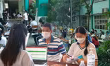 Teen TP.HCM tiêm vắc-xin COVID-19: Hào hứng vì sắp có "thẻ xanh", mong sớm được đến trường