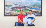 Đứng áp chót sau lượt đi V-League, CLB Nam Định 'thay tướng' 