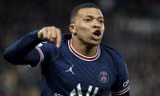 Mbappe bất ngờ nói về tương lai bằng tiếng Tây Ban Nha sau khi giúp PSG đánh bại Real 
