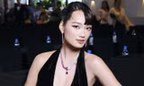 'Choáng' như cách 'nàng Hậu' này diện bộ trang sức có giá bằng cả căn nhà dự sự kiện, hé lộ gia thế bất ngờ không kém