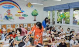 Bộ Chính trị yêu cầu thực hiện chủ trương lương của nhà giáo được ưu tiên xếp cao nhất 