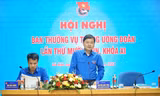 Bí thư thứ nhất T.Ư Đoàn Nguyễn Anh Tuấn phát biểu khai mạc hội nghị.