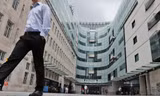 Bê bối ảnh nóng đang nhấn chìm đài BBC