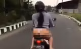 váy