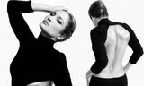 Hình thể rực lửa tuổi ngũ tuần của Jennifer Lopez