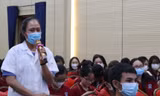 Người trẻ làm thêm dịp Tết: Nguy cơ mắc bẫy việc nhẹ lương cao