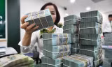 Tiền gửi người dân vào ngân hàng cao kỷ lục