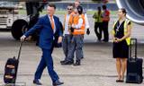 Van Gaal không quản ngại chuyện bận rộn