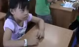 Bé gái tính nhẩm toán nhanh như máy