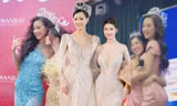 "Ô tê pê" mới làng Hoa hậu: "Khủng long" Bảo Ngọc và "Thần tiên tỉ tỉ" Phương Nhi