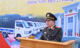 Thiếu tướng Đinh Văn Nơi trao 55 xe ô tô chuyên dụng cho Công an xã