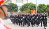 Trung đoàn Cảnh sát Cơ động Bắc Trung Bộ đón nhận Huân chương Chiến công hạng Ba