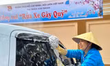 Thanh niên rửa xe, thu trăm triệu đồng gây quỹ từ thiện dịp Tết