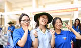 MC Khánh Vy háo hức cùng sĩ tử