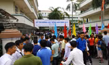 Hiện nay, ngoài chính quyền địa phương, các tổ chức, cá nhân khác không được đưa lao động đi làm việc tại Hàn Quốc