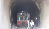 Sạt lở hầm đường sắt Chí Thạnh: Trung chuyển 2.700 khách của 12 đoàn tàu 