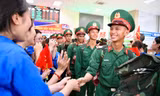 Hà Nội chào đón quân nhân ưu tú ra Bắc luyện tập diễu binh dịp Quốc khánh 2/9
