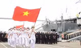 Đoàn Hải quân nhân dân Việt Nam diễu duyệt đội ngũ tại lễ khai mạc. Ảnh: QĐND