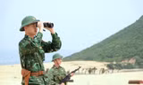 Đội Vũ trang Biên phòng tuần tra, mật phục bảo vệ biên cương Tổ quốc