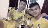 Hai cầu thủ Phạm Xuân Mạnh và Phan Văn Đức. Ảnh: Facebook nhân vật