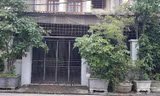 Công an vào cuộc vụ người đàn bà bị hắt cả ca axit vào mặt khi mở cửa cho 'khách'