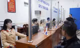 Công an xử lý hơn 36.000 hồ sơ cấp, đổi giấy phép lái xe sau 1 tuần tiếp nhận nhiệm vụ